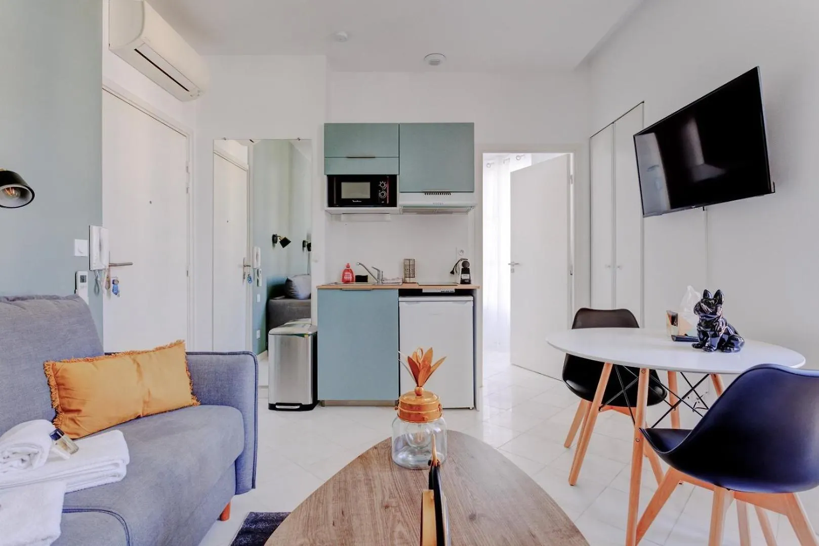 Studio Design Et Fonctionnel Cannes