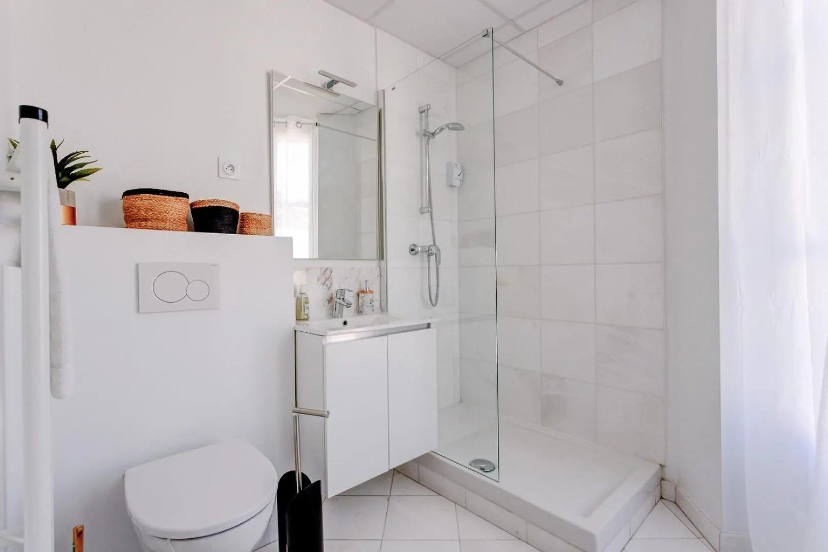 Studio Design Et Fonctionnel Cannes 0*,  France